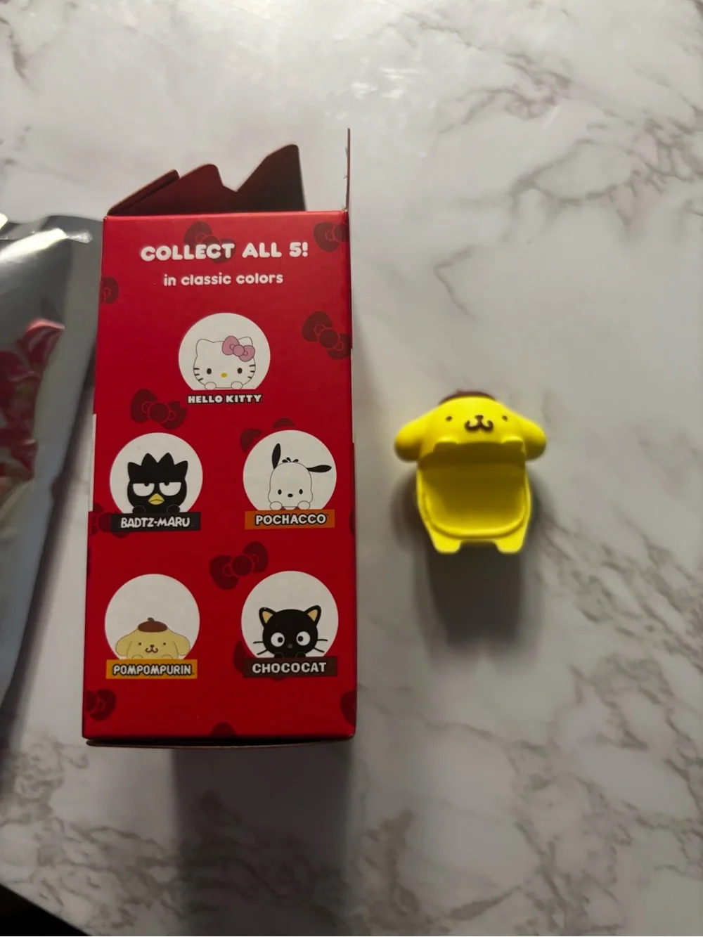 Sanrio Yellow Pompompurin Phone Charm Peeker
